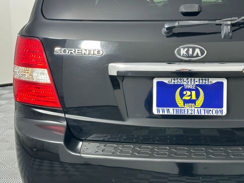 Used 2008 Kia Sorento LX image 12