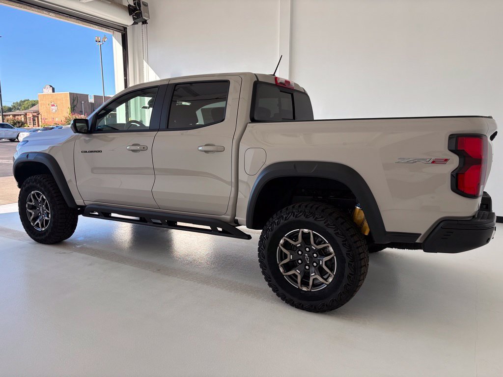 New 2026 Chevrolet Colorado ZR2 w/ Technology Package AWD/4WD image 20