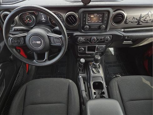 Used 2021 Jeep Gladiator Sport image 10