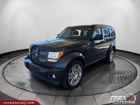 Used 2011 Dodge Nitro Heat AWD/4WD image 1
