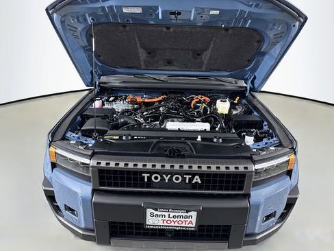 New 2025 Toyota Land Cruiser image 28