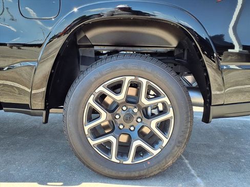 New 2026 RAM 1500 Laramie image 7