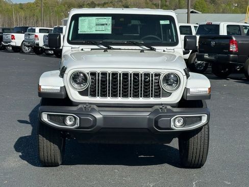 New 2025 Jeep Wrangler Sahara w/ Dual Top Group image 11
