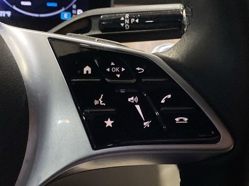 Used 2023 Mercedes-Benz C 300 4MATIC Sedan image 12