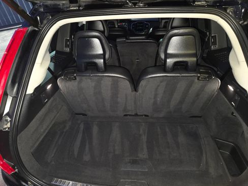 Used 2018 Volvo XC90 T6 Momentum w/ Convenience Package image 57