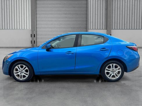 Used 2017 Toyota Yaris iA image 29