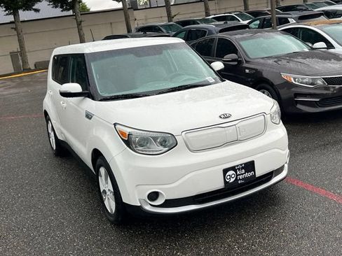 Used 2016 Kia Soul EV FWD image 3