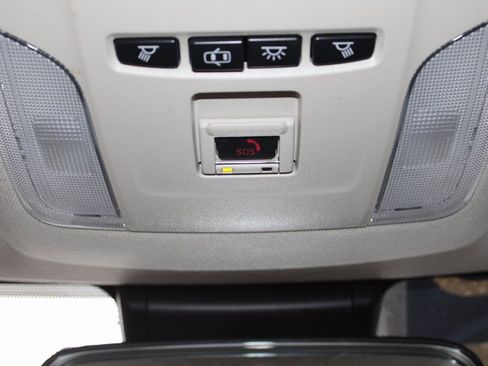 Used 2022 Toyota Corolla LE image 34