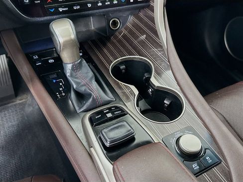 Used 2018 Lexus RX 450hL Luxury w/ Accessory Package image 18