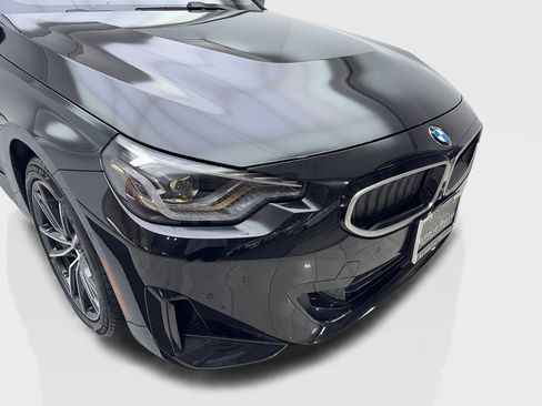 Used 2025 BMW 230i xDrive Coupe w/ Premium Package image 17
