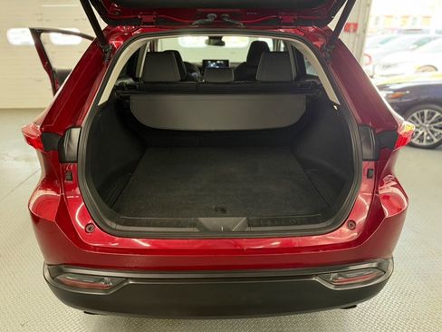 Used 2021 Toyota Venza LE w/ Carpet Mat Package (TMS) AWD/4WD image 33