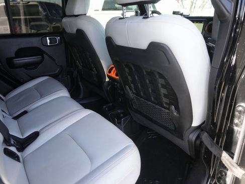 Used 2021 Jeep Gladiator Mojave image 14