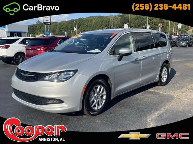 Used 2023 Chrysler Voyager LX FWD image 1