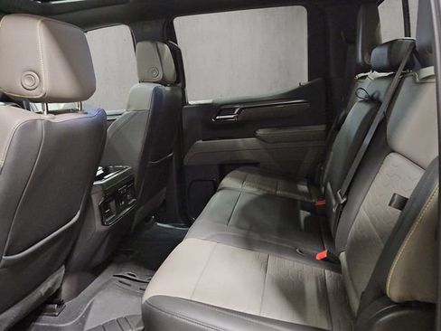 Used 2024 Chevrolet Silverado 1500 ZR2 AWD/4WD image 22