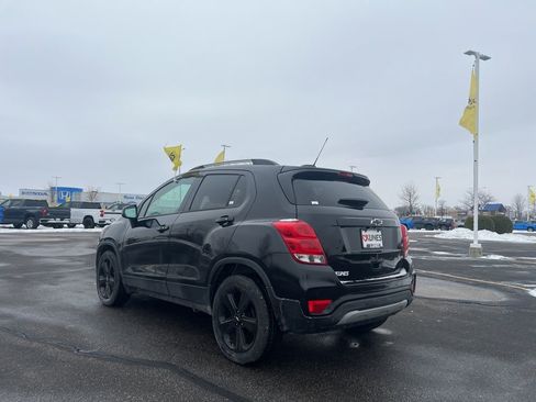 Used 2018 Chevrolet Trax Premier w/ Midnight Edition image 6