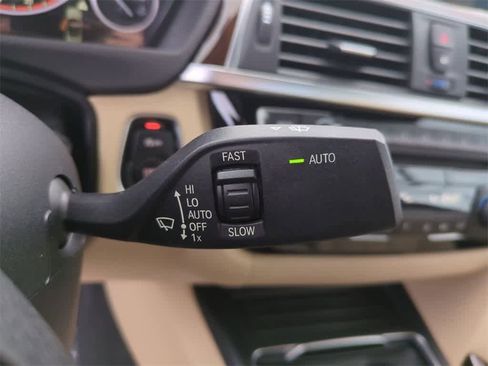 Used 2020 BMW 430i xDrive Convertible w/ Convenience Package image 16