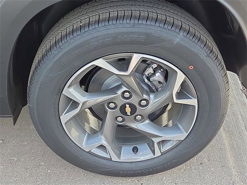 New 2026 Chevrolet Trax LT image 6