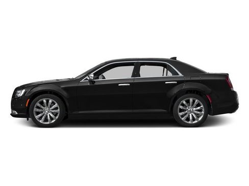 Used 2016 Chrysler 300 C Platinum w/ Safetytec Plus Group AWD/4WD image 3
