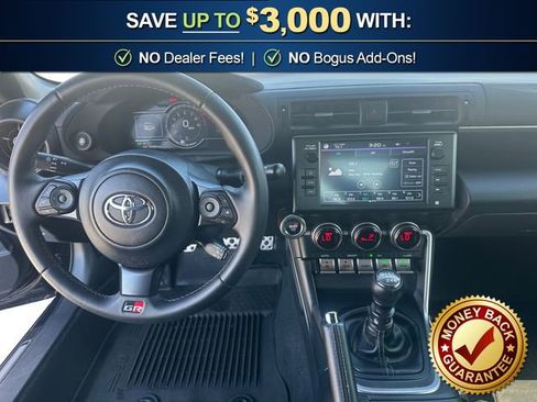 Used 2025 Toyota GR86 Premium image 17