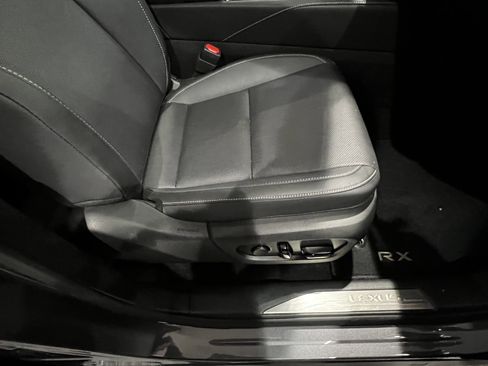 Certified 2025 Lexus RX 350 Premium w/ Accessory Package (Z1) FWD image 45