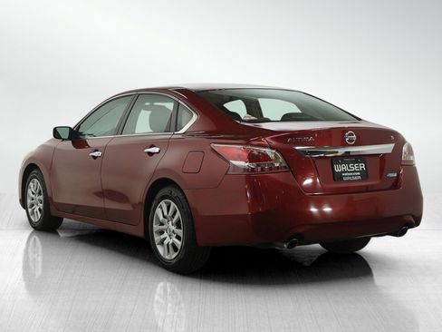 Used 2013 Nissan Altima 2.5 S image 3