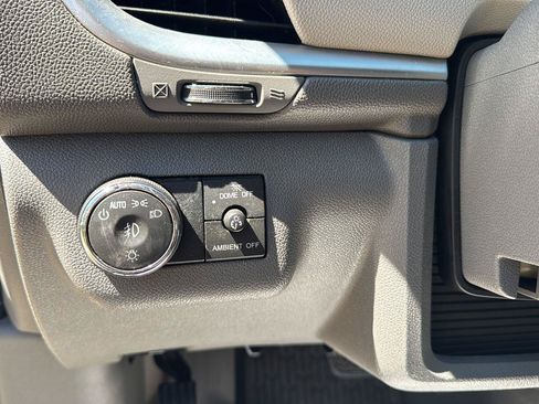Used 2017 Chevrolet Traverse LT AWD/4WD image 15