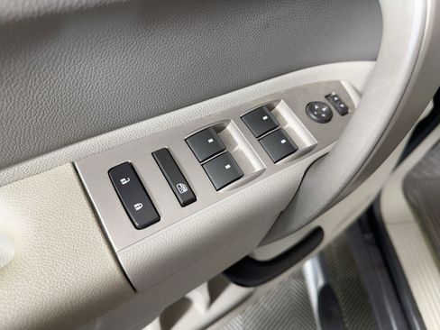 Used 2010 GMC Sierra 1500 SLE w/ Texas Edition image 21