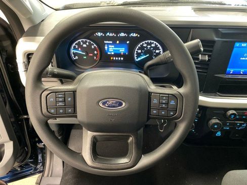 New 2025 Ford F350 XLT w/ FX4 Off-Road Package image 13