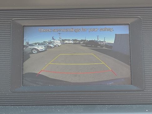 Used 2019 Hyundai Elantra SE FWD image 29
