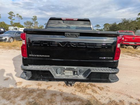Used 2022 Chevrolet Silverado 1500 Custom RWD image 6