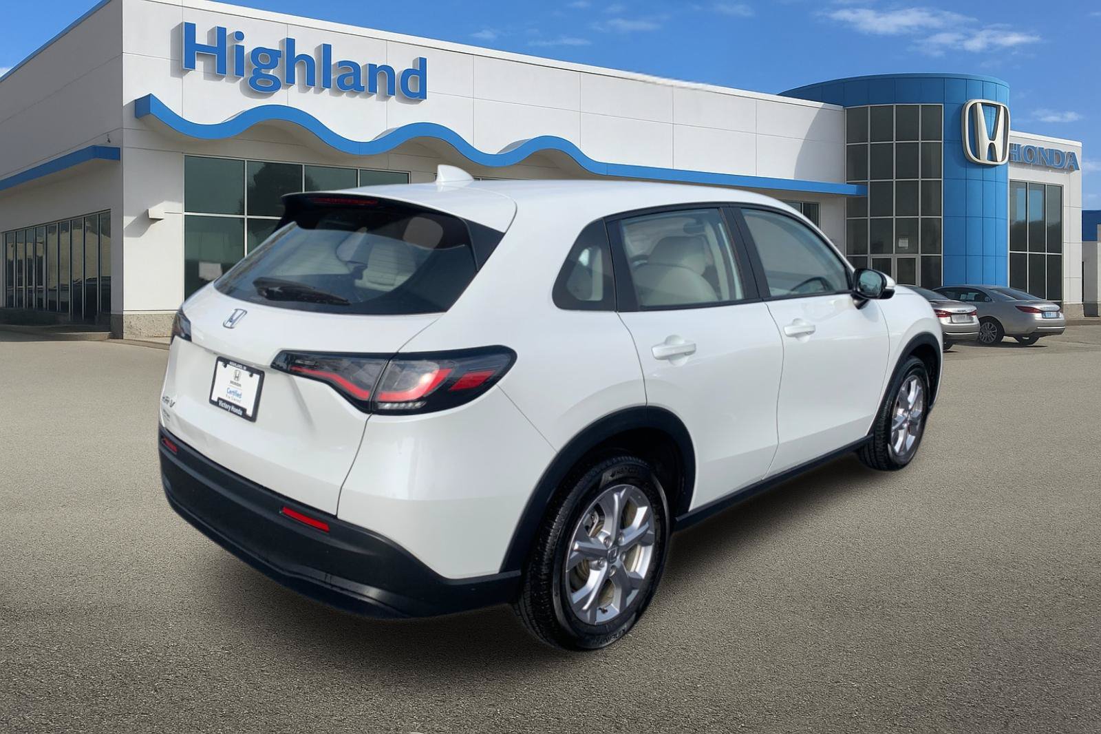 Used 2024 Honda HR-V LX image 5
