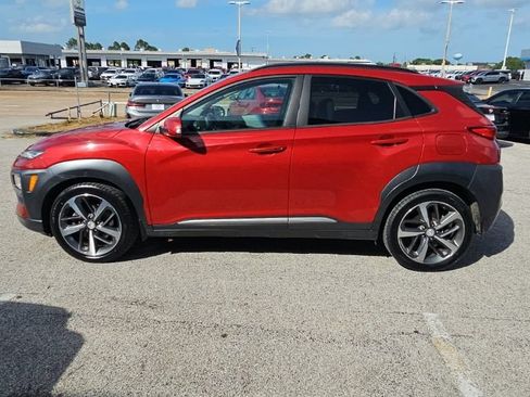 Used 2021 Hyundai Kona Limited w/ Cargo Package AWD/4WD image 4