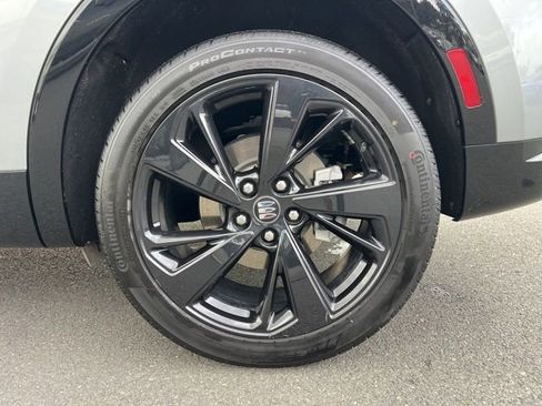 Used 2025 Buick Envision Sport Touring image 9