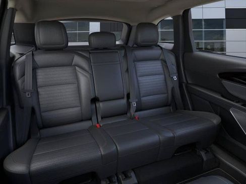 New 2026 Lincoln Nautilus Reserve AWD/4WD image 11