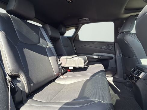 Used 2024 Lexus RX 350 Premium Plus image 11