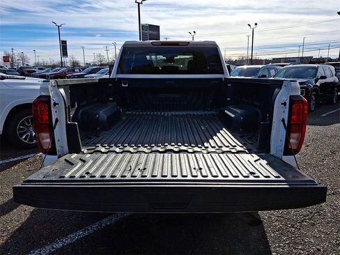 Used 2024 GMC Sierra 2500 Pro w/ Convenience Package image 28