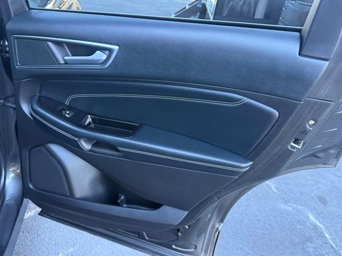 Used 2017 Ford Edge Titanium w/ Equipment Group 301A image 11