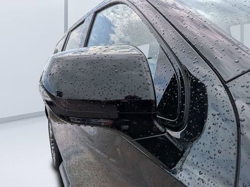 Used 2026 Chevrolet Tahoe High Country image 10