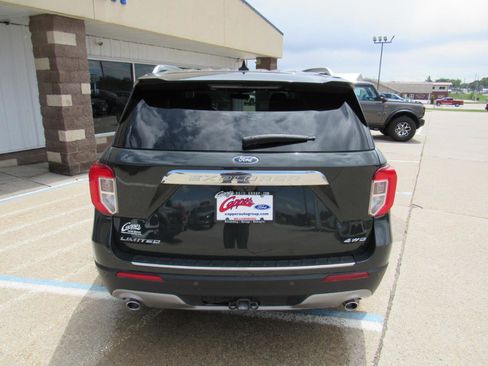 Used 2022 Ford Explorer Limited w/ Equipment Group 301A AWD/4WD image 6