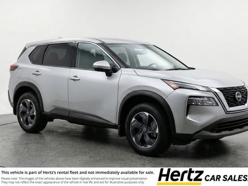 Used 2025 Nissan Rogue SV AWD/4WD image 1