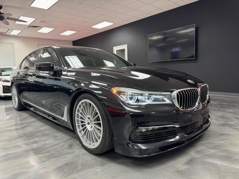 Used 2018 BMW ALPINA B7 xDrive AWD/4WD image 7