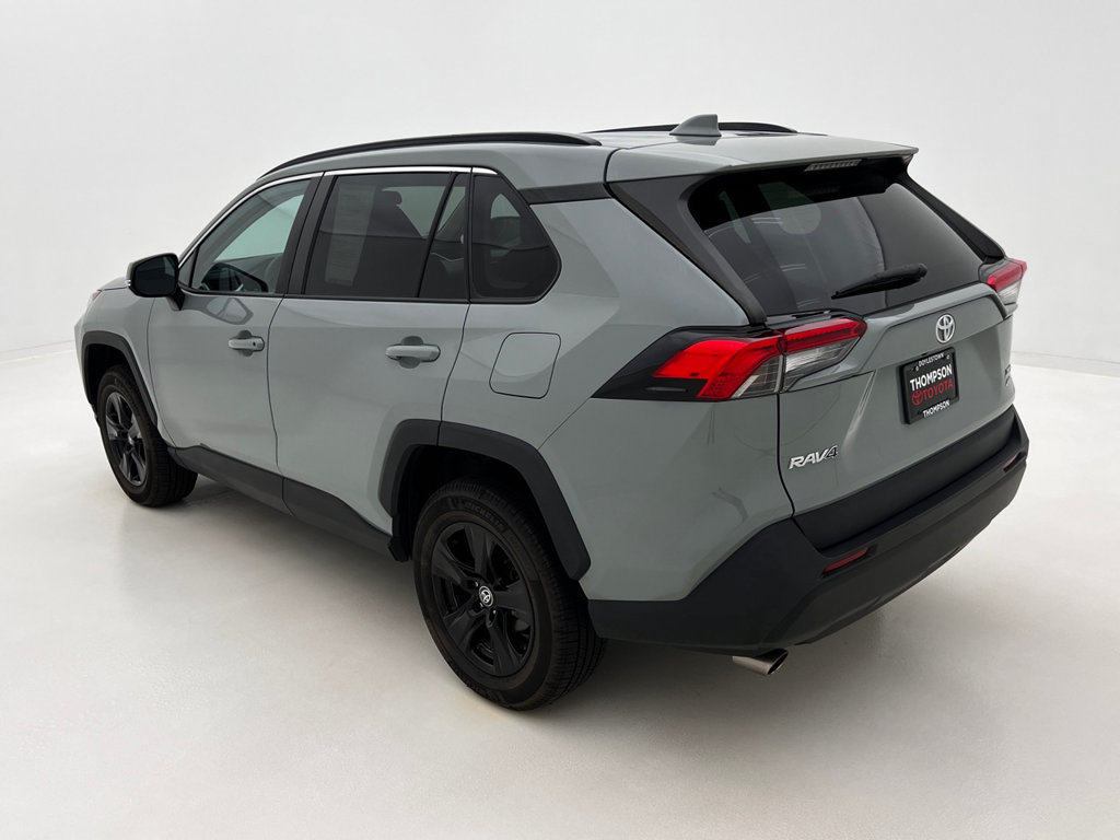 Used 2022 Toyota RAV4 XLE w/ Convenience Package AWD/4WD image 9