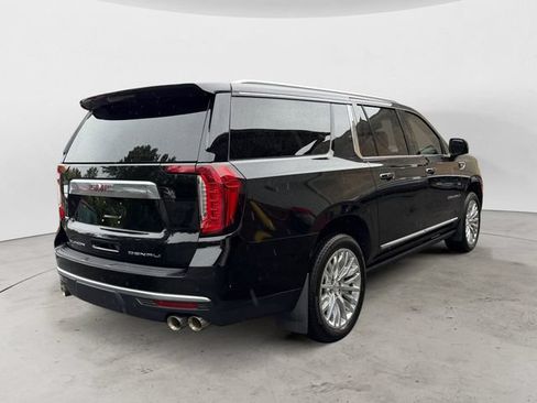 Used 2023 GMC Yukon XL Denali w/ Denali Reserve Package AWD/4WD image 5