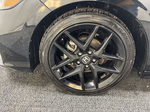 Used 2025 Honda Civic Sport image 8