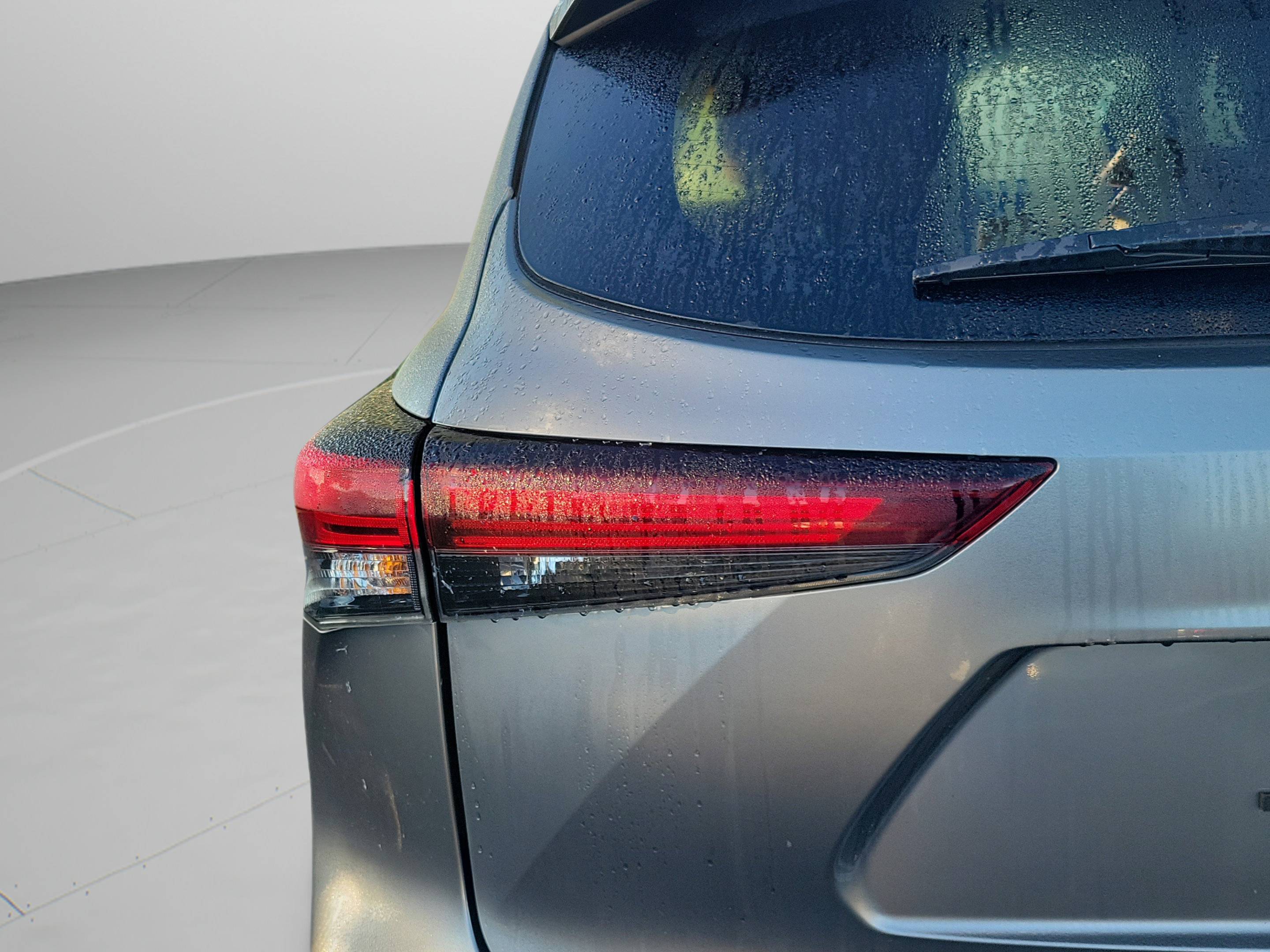 Certified 2026 Toyota Highlander Platinum AWD/4WD image 24