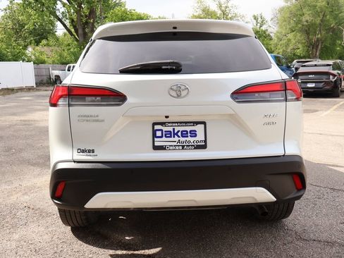 Used 2023 Toyota Corolla Cross XLE w/ Convenience Package AWD/4WD image 7
