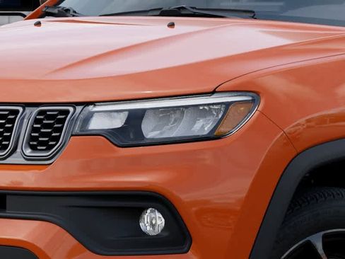 New 2026 Jeep Compass Latitude image 30