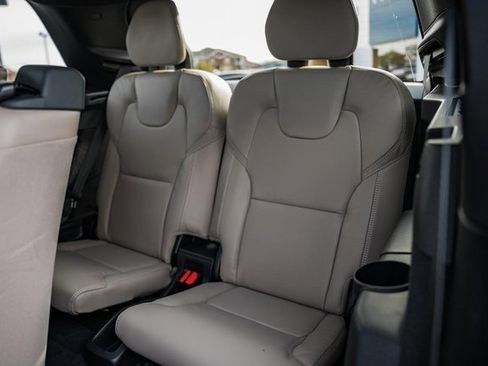 New 2026 Volvo XC90 B6 Ultra image 34