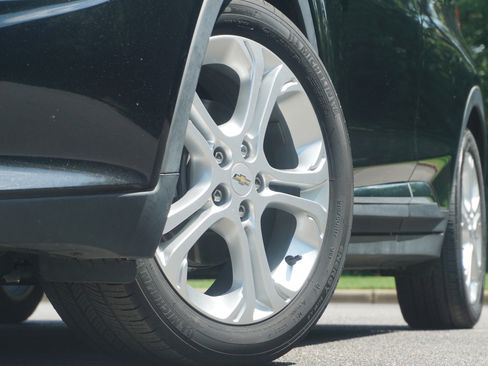 Used 2020 Chevrolet Bolt LT image 33