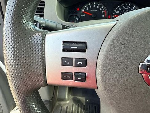 Used 2020 Nissan Frontier SV RWD image 29